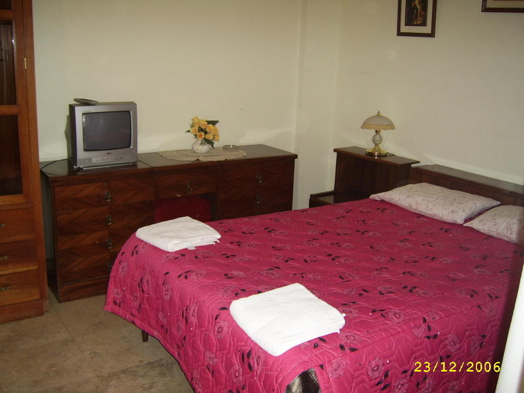 Hostal Camiluz Nazca Habitación foto